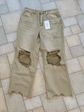 Zenana Outfitters Cropped Distressed Camel Jeans